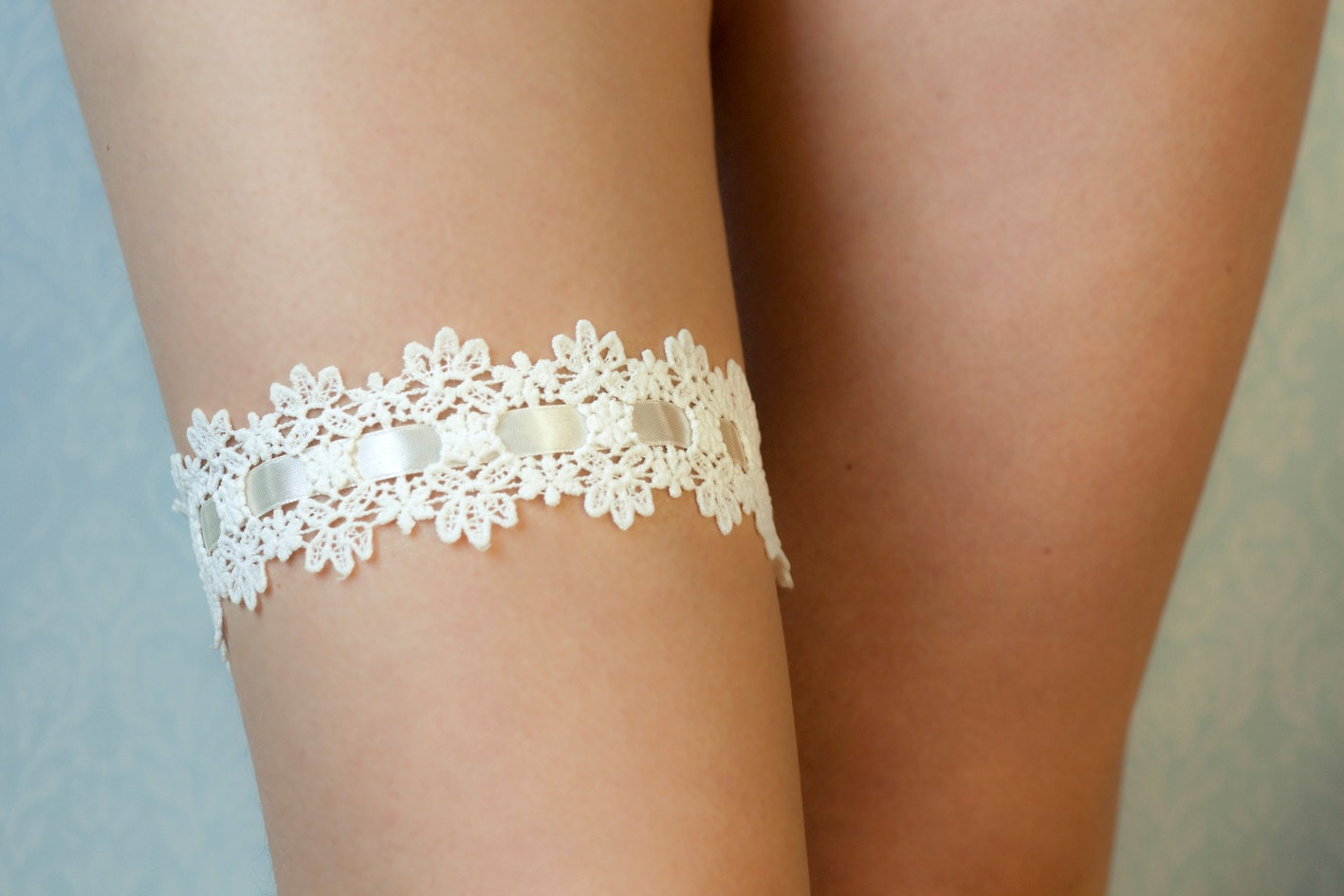 Bridal lace garter, Wedding lace garter for bride, gift for bride, Floral lace garter, Satin ribbon interwoven garter