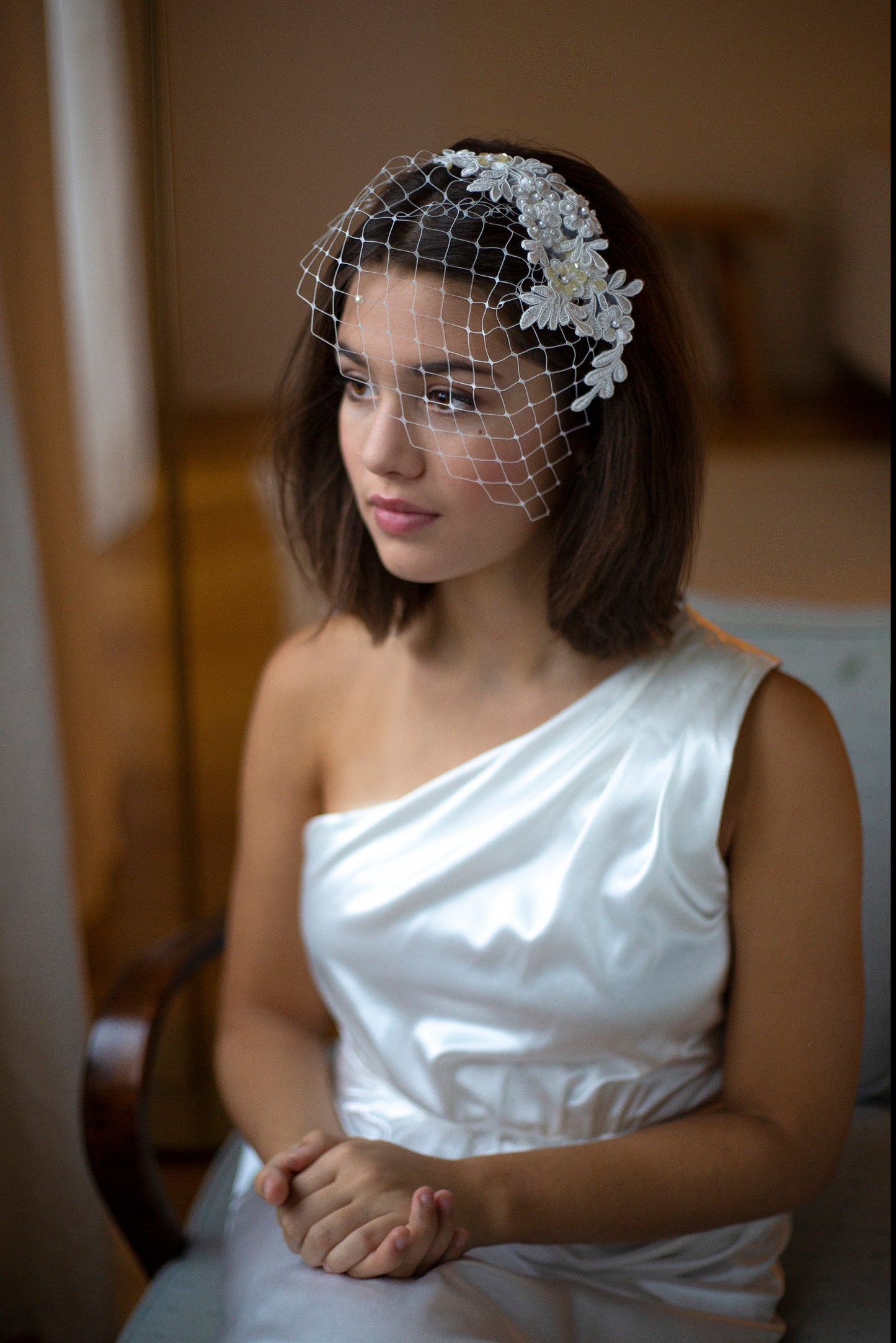 Floral lace birdcage in ivory, Wedding Lace and Pearls Veil, short birdcage veil for a bride