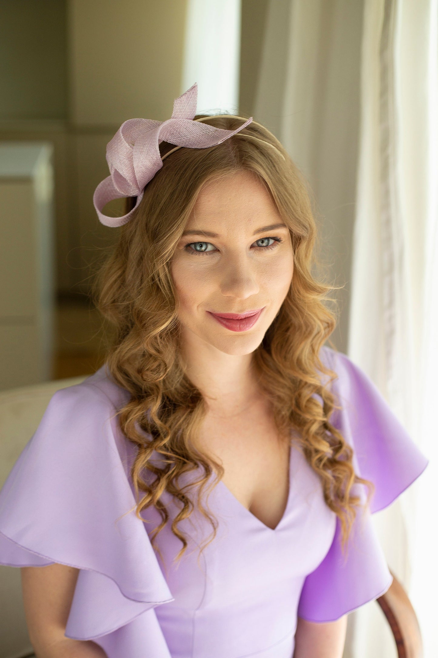 Lilac wedding fascinator on comfortable headband, elegant wedding guest headpiece, mother of bride fascinator in pale lavender