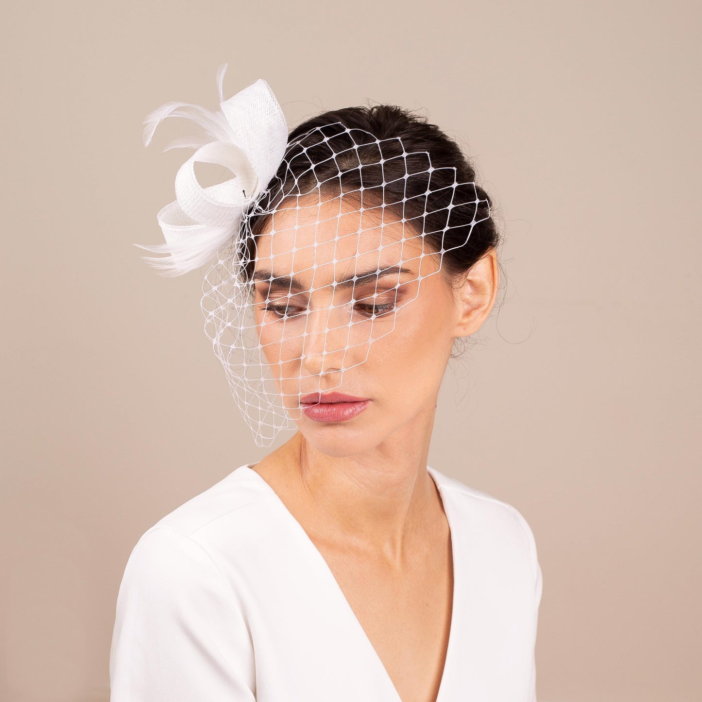 Feminine wedding birdcage with headpiece, white feathers fascinator, formal headpiece for bride, elegant wedding hair accessory