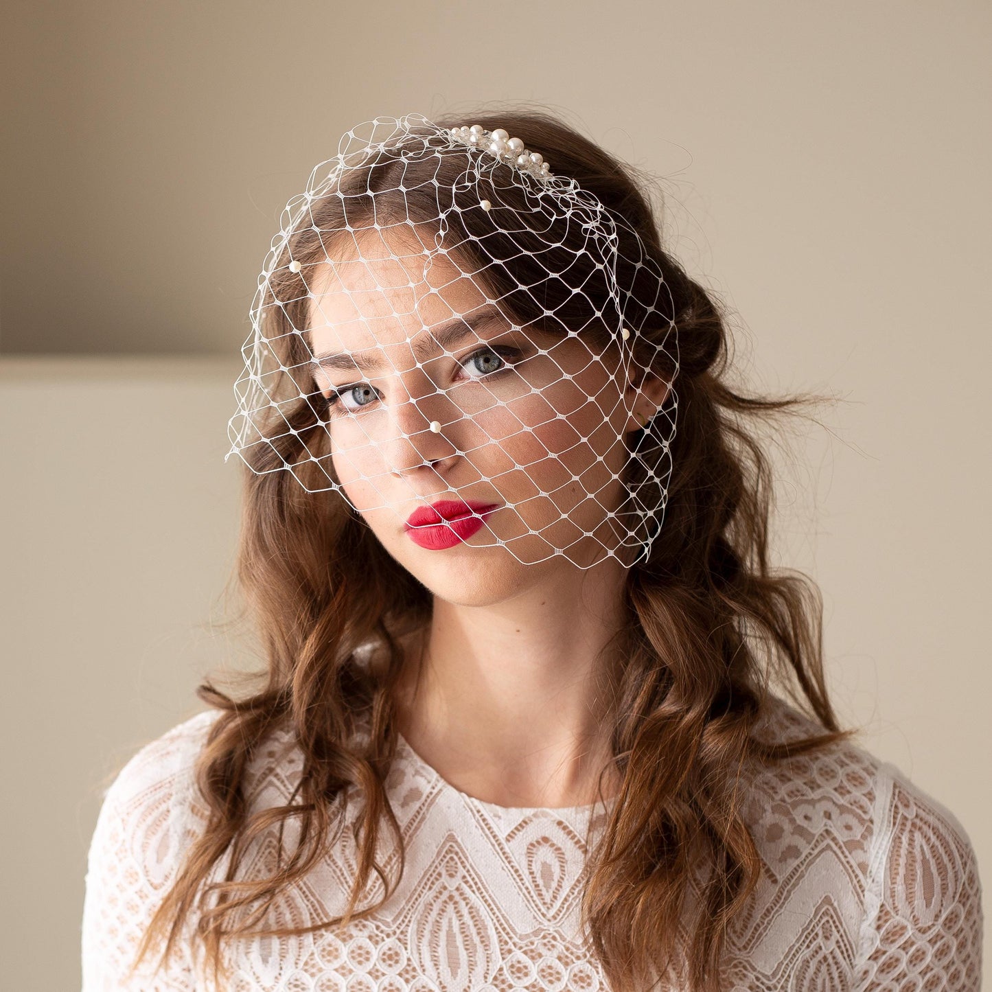 Pearl beaded birdcage in white, short wedding veil with Swarovski pearls, pearl beaded bridal veil