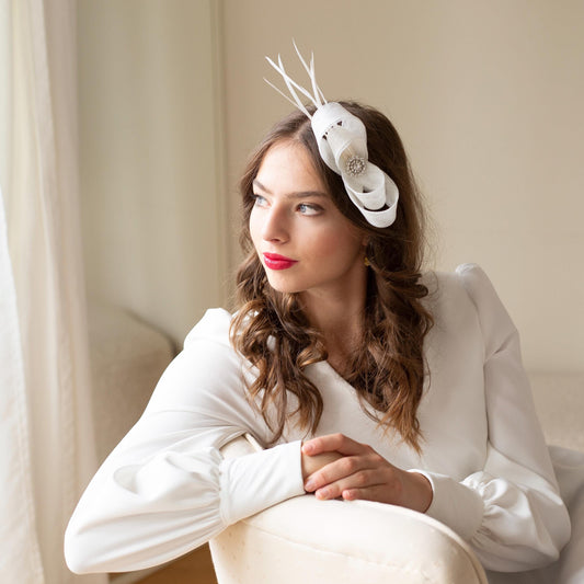 Elegant wedding headpiece with rhinestone center, women fascinator with rhinestone for wedding guests in custom colours