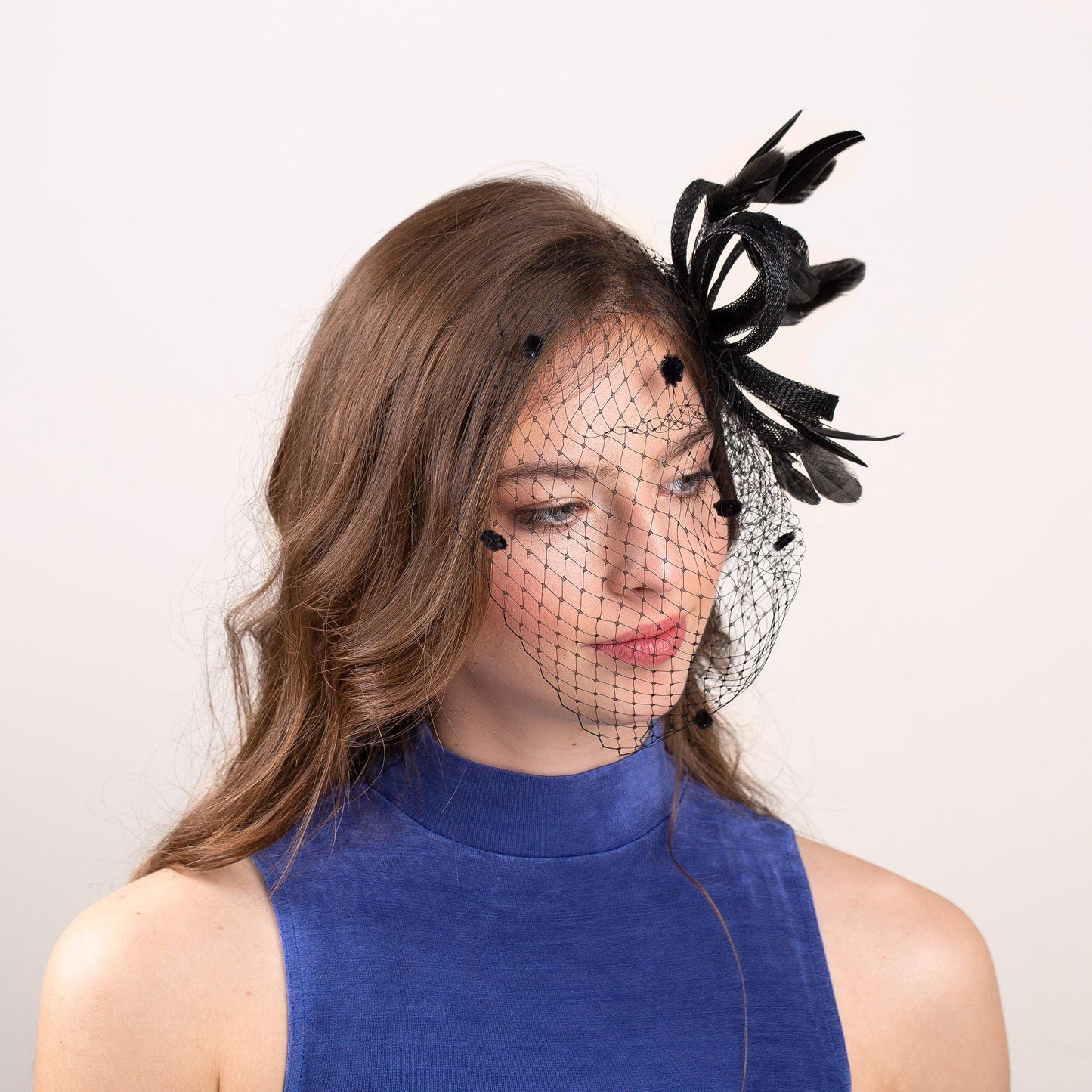 Elegant black fascinator with birdcage, modern wedding guest fascinator and veil, bridesmaid black veil headpiece, elegant women fascinator