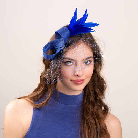 Königsblauer Fascinator mit Federspray, formelles Event-Anlass-Party-Kopfstück, dezenter Damen-Fascinator, Kopfstück für eine elegante Mama